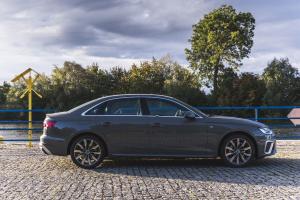 Audi A4 40 TDI Quattro S-Line 2019 года  (WW)